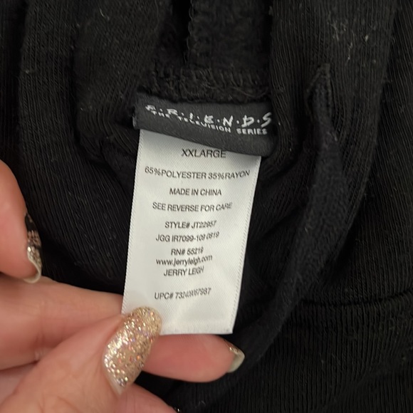 FRIENDS hoodie - Picture 2 of 6